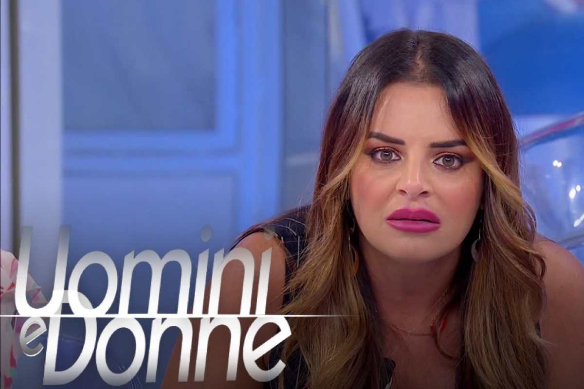 Uomini e Donne Roberta lascia il programma